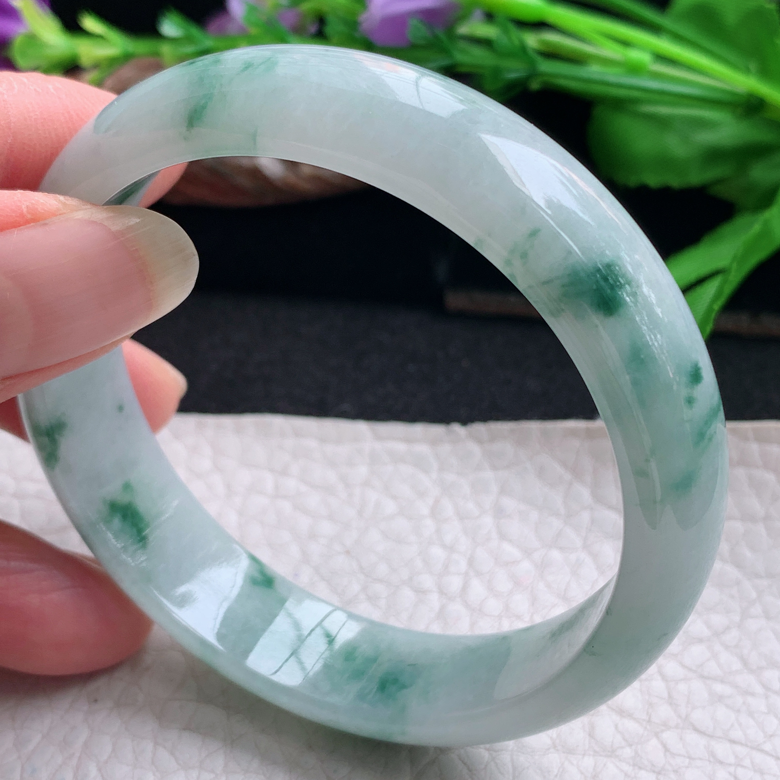 js实拍57*13.8*7平安镯 天然缅甸翡翠手镯飘花胶感正圈玉镯子