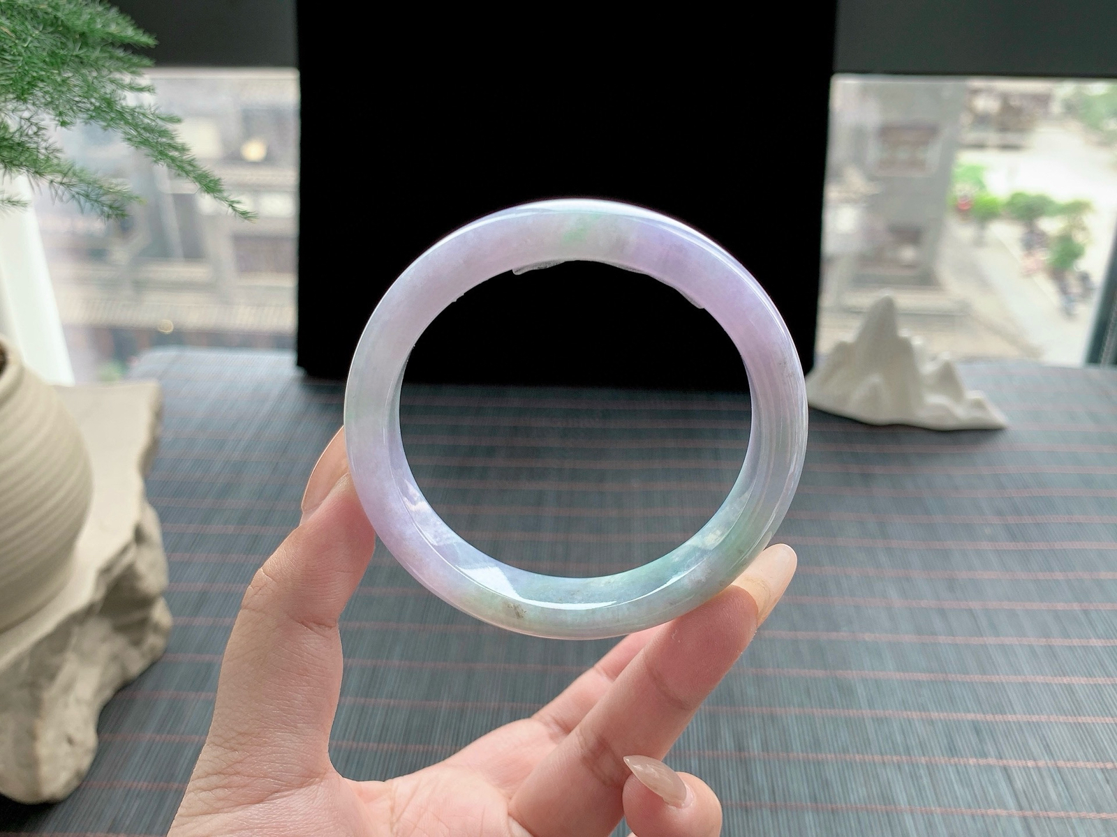 春彩手镯，尺寸：57-12-8   
货号：2512260007