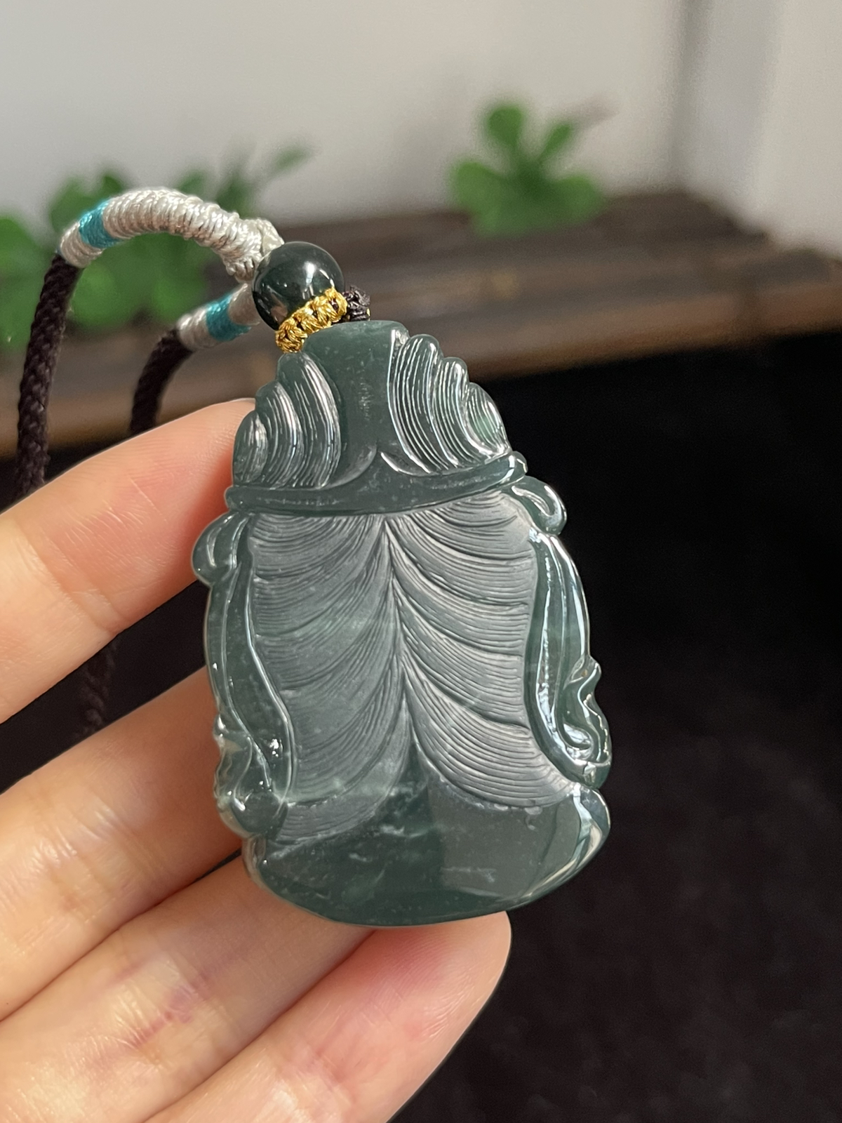 翡翠吊坠，配珠未测