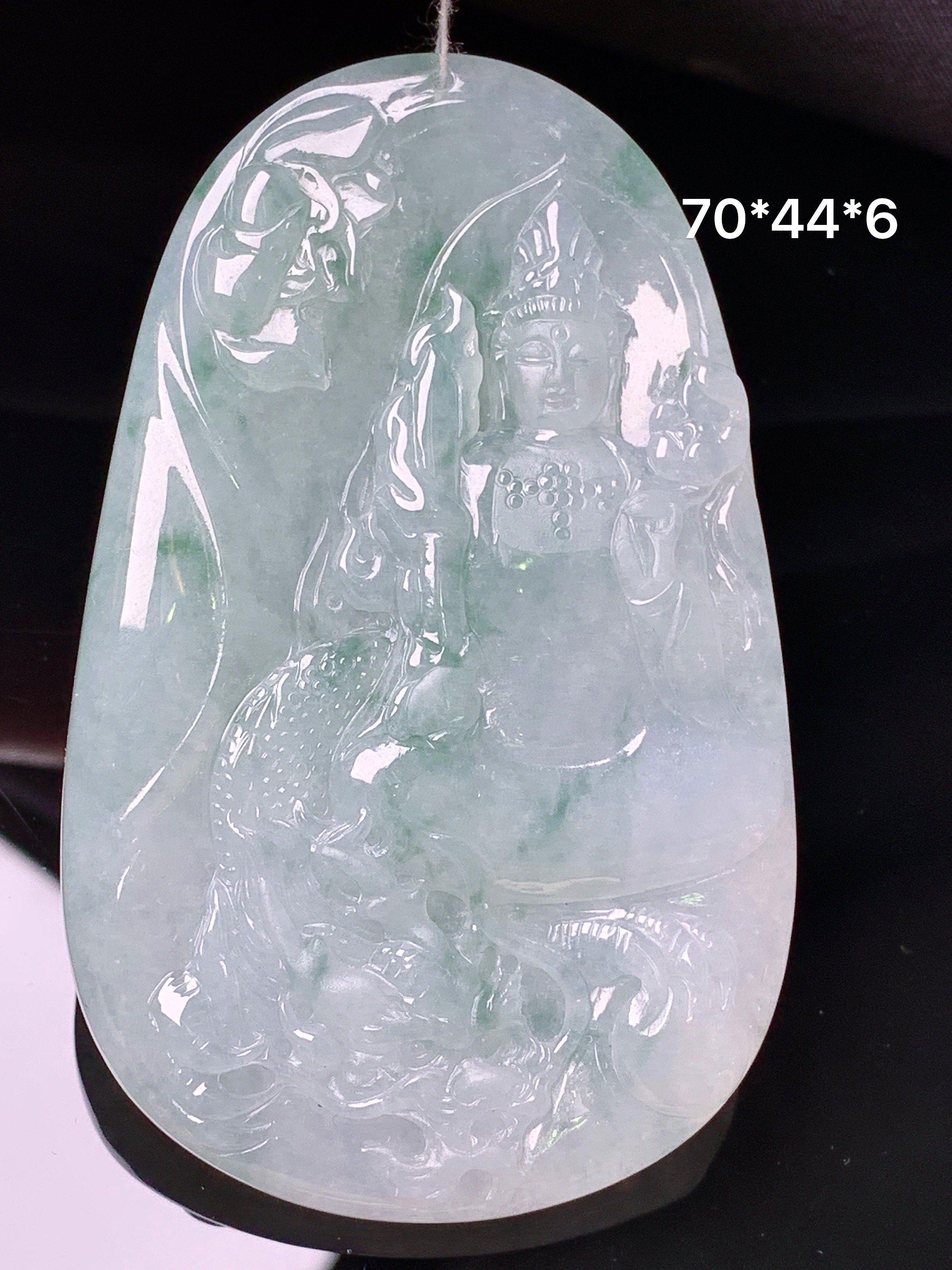 飘绿文殊观音菩萨吊坠 玉质细腻 色泽艳丽清新 水润亮眼 整体尺寸70*44*6d1