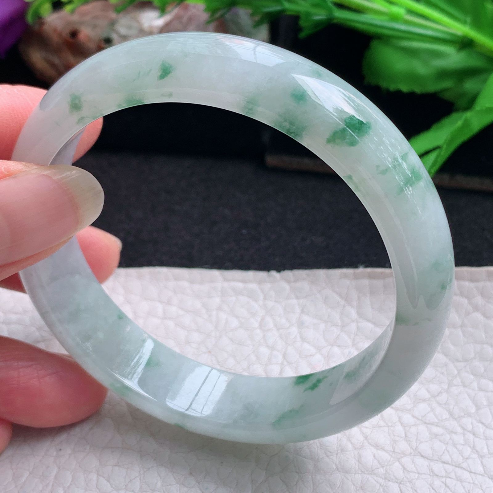 ee实拍58*13.6*7.2平安镯 天然缅甸翡翠手镯飘花胶感正圈玉镯子
