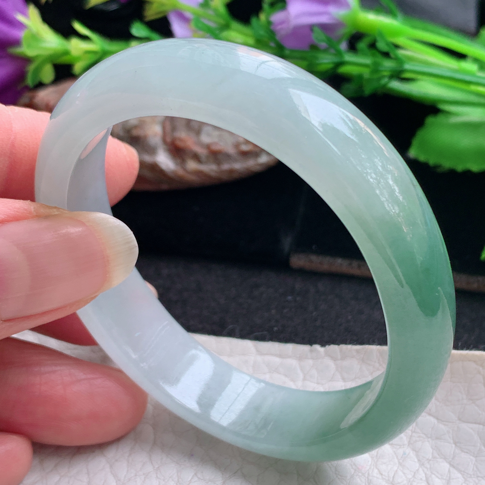 yh小圈口53*45*12.3*6.4招财贵妃镯 天然缅甸翡翠手镯冰胶蛋形玉镯子