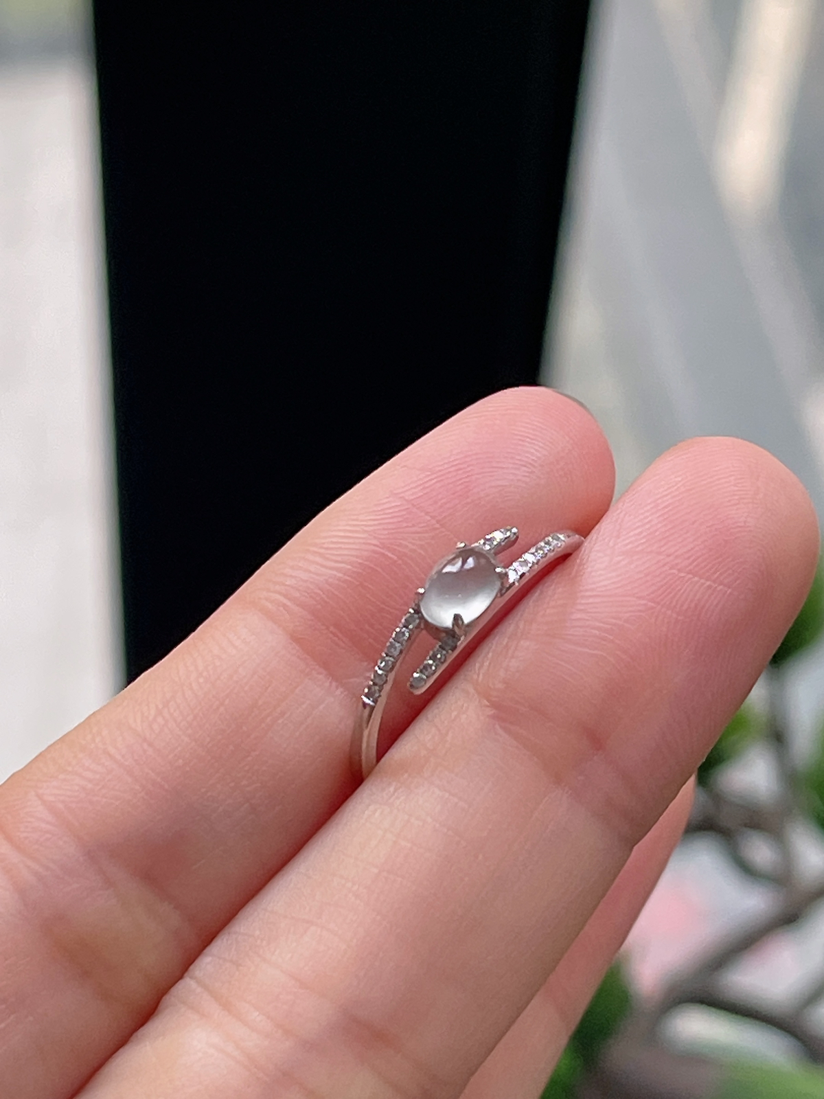 18k金伴钻石 翡翠戒指