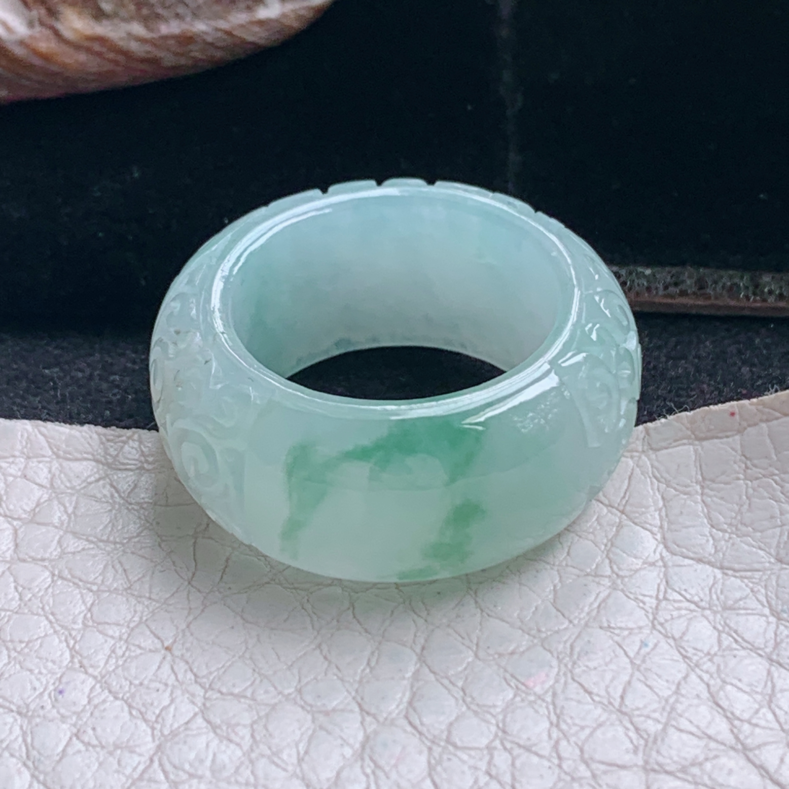 py实拍19.5*11.8*5缅甸翡翠冰飘花19.5mm内径指环 玉形指玉吊坠