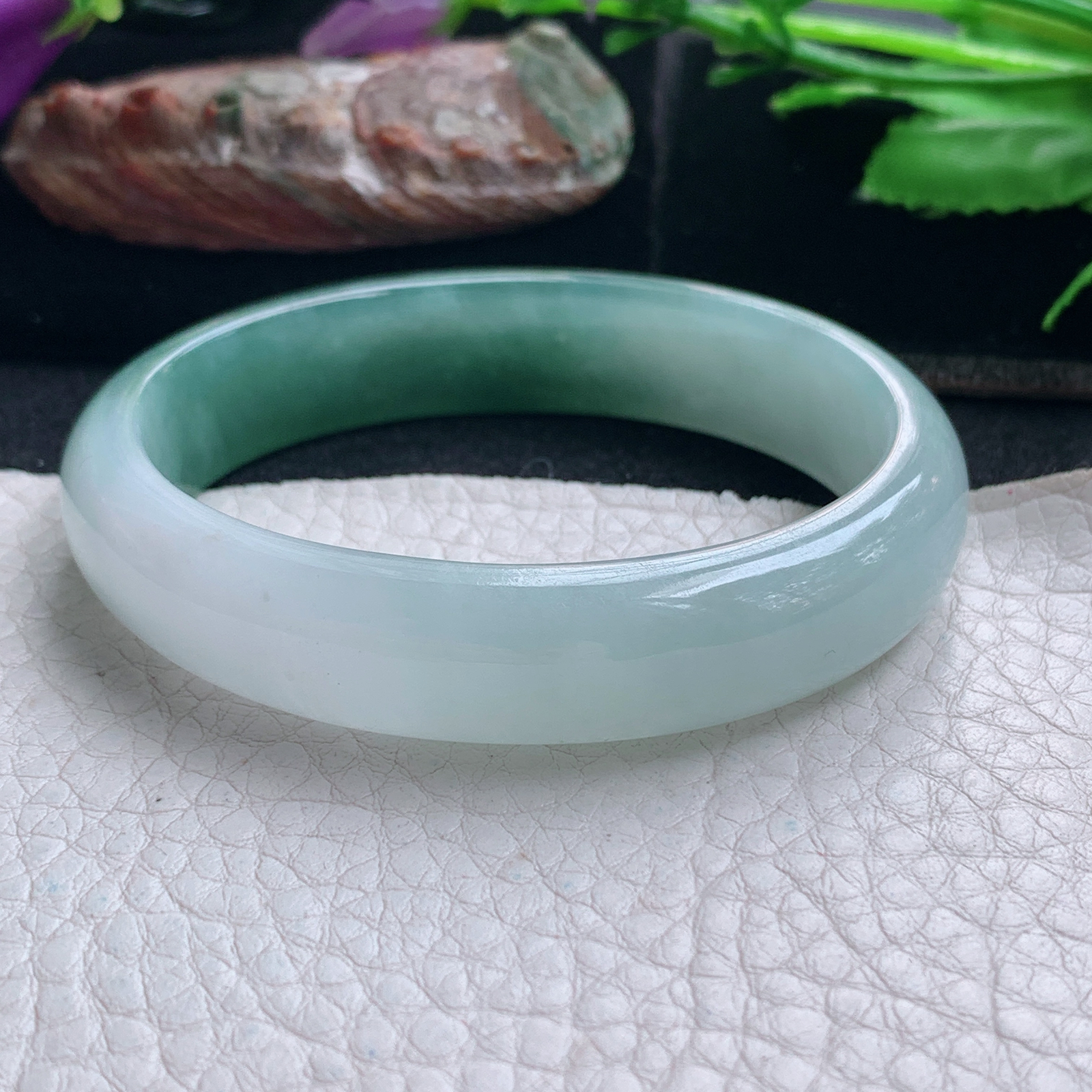 yh小圈口53*45*12.3*6.4招财贵妃镯 天然缅甸翡翠手镯冰胶蛋形玉镯子