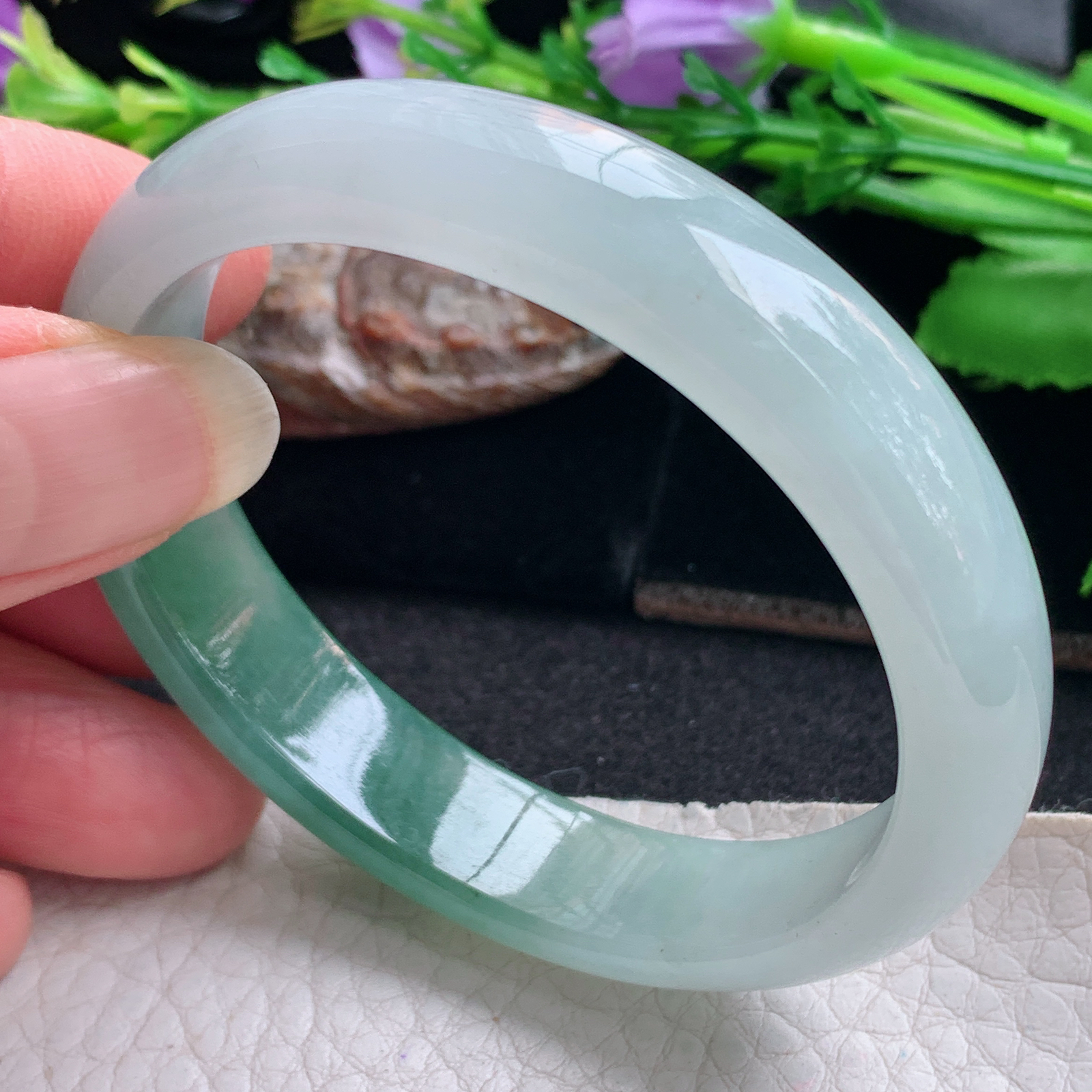 yh小圈口53*45*12.3*6.4招财贵妃镯 天然缅甸翡翠手镯冰胶蛋形玉镯子