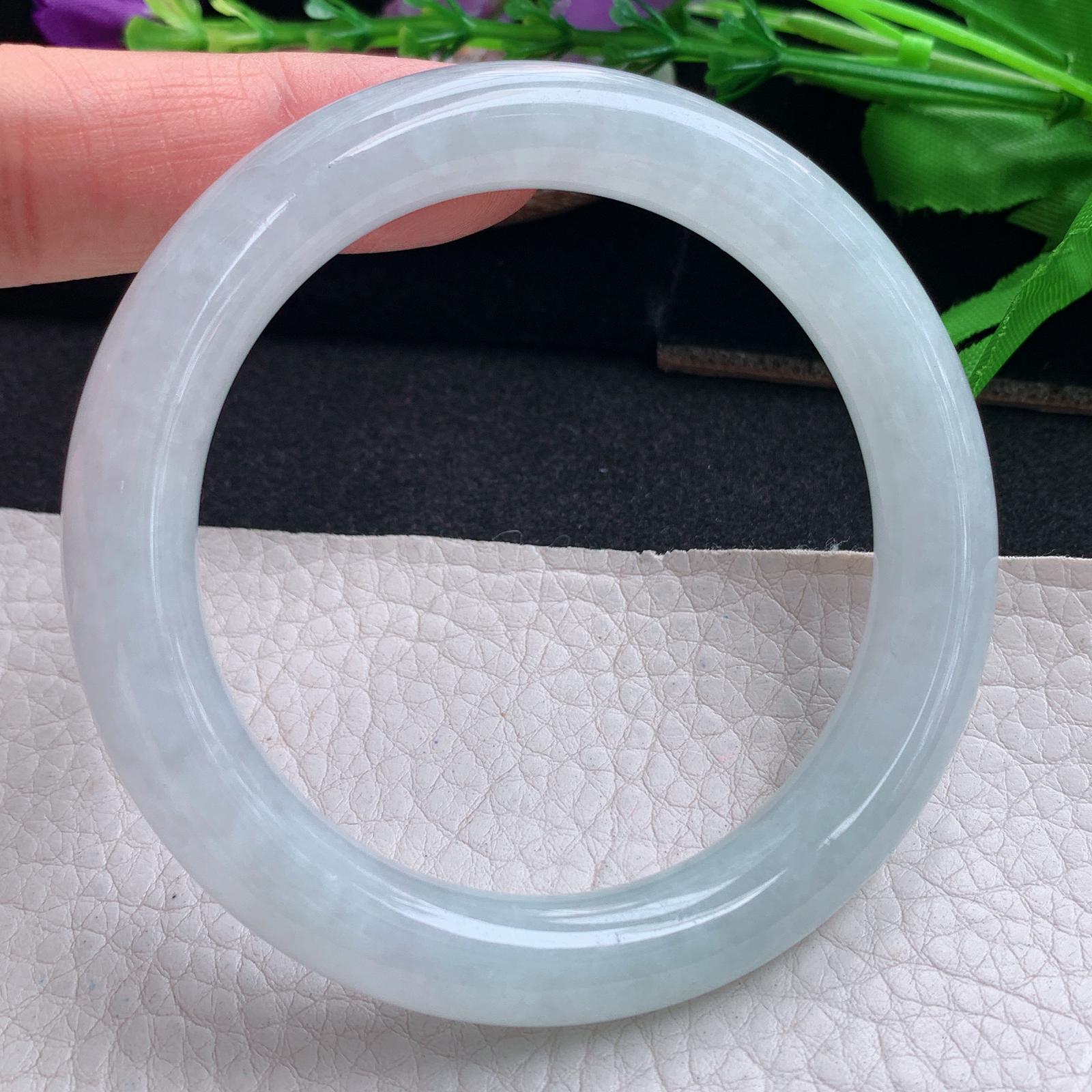 js实拍56*10*9.8美人镯 天然缅甸翡翠手镯纯美胶感正圈玉镯子 叮当镯