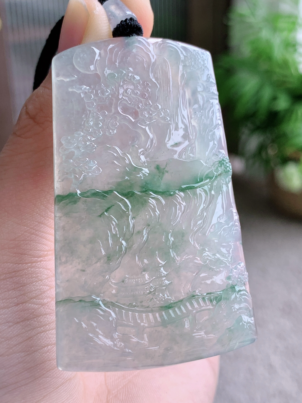 【裸石】冰飘花山水牌大山水牌吊坠
【说明】缅料 性价比高  
【尺寸】62.4-37.6-5.2