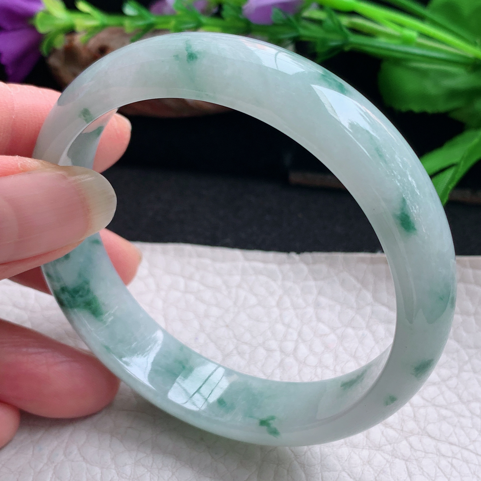 js实拍57*13.8*7平安镯 天然缅甸翡翠手镯飘花胶感正圈玉镯子