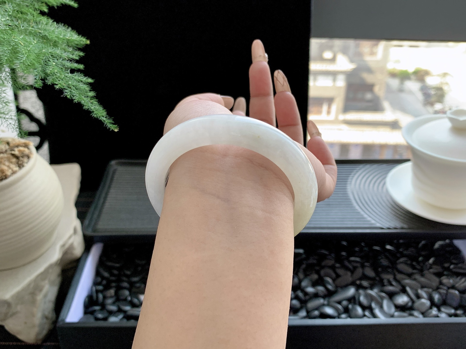 黄翡飘花手镯尺寸：52-12-8.5