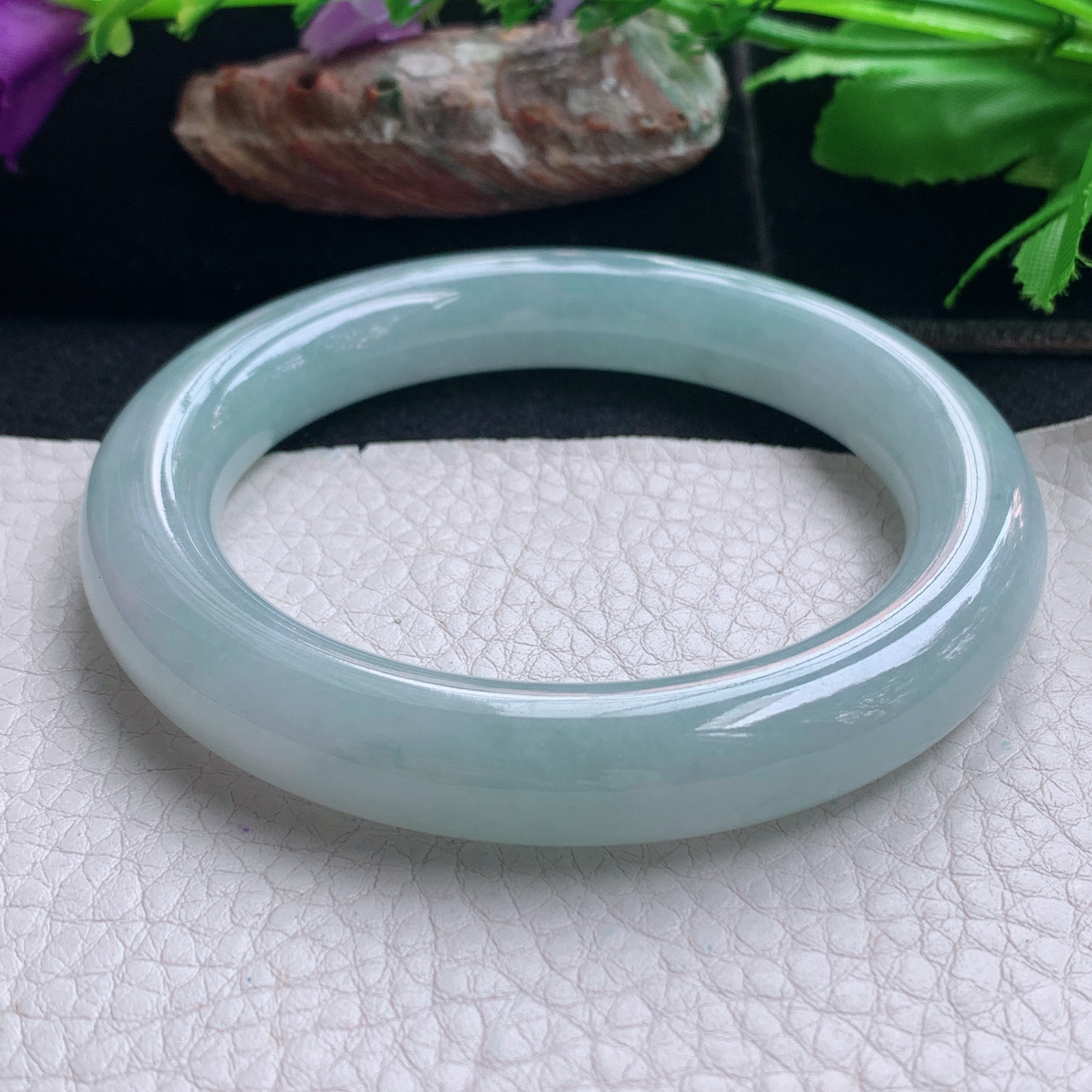 r实拍57*11美人镯 天然缅甸翡翠手镯蓝韵圆条正圈玉镯子