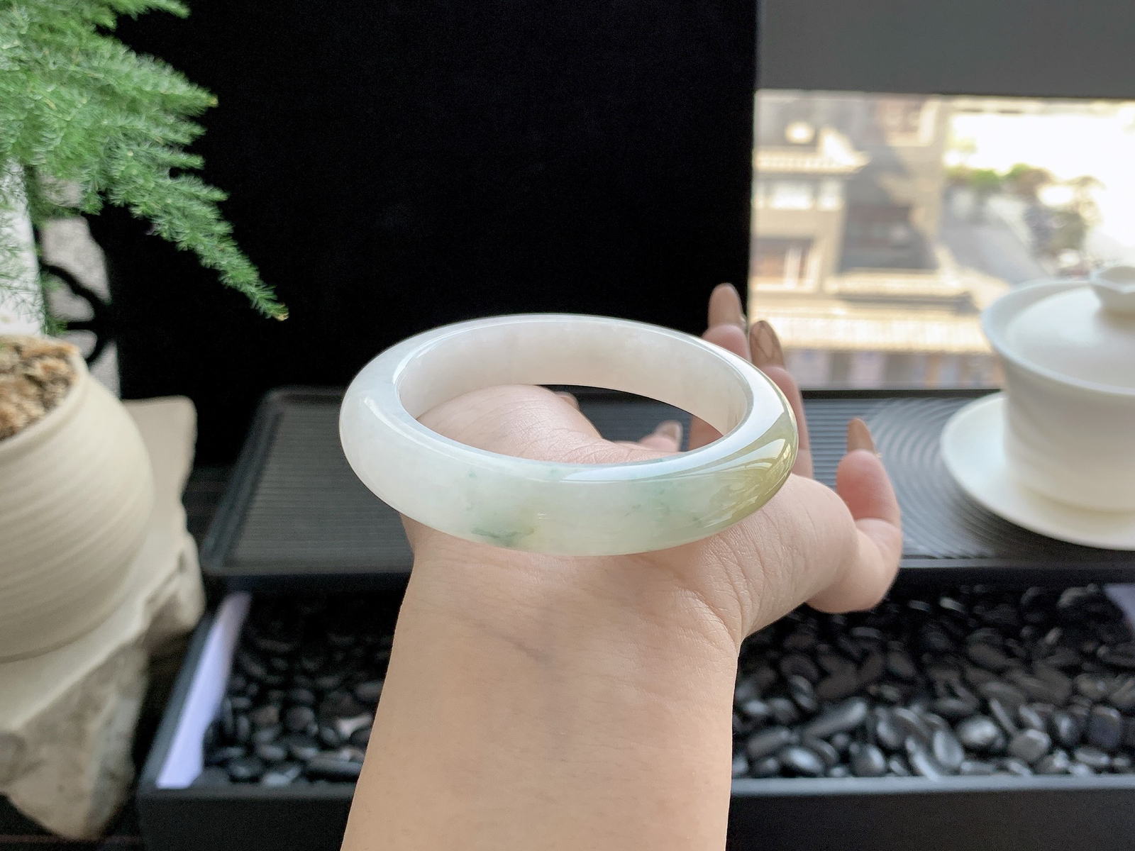 黄翡飘花手镯尺寸：52-12-8.5