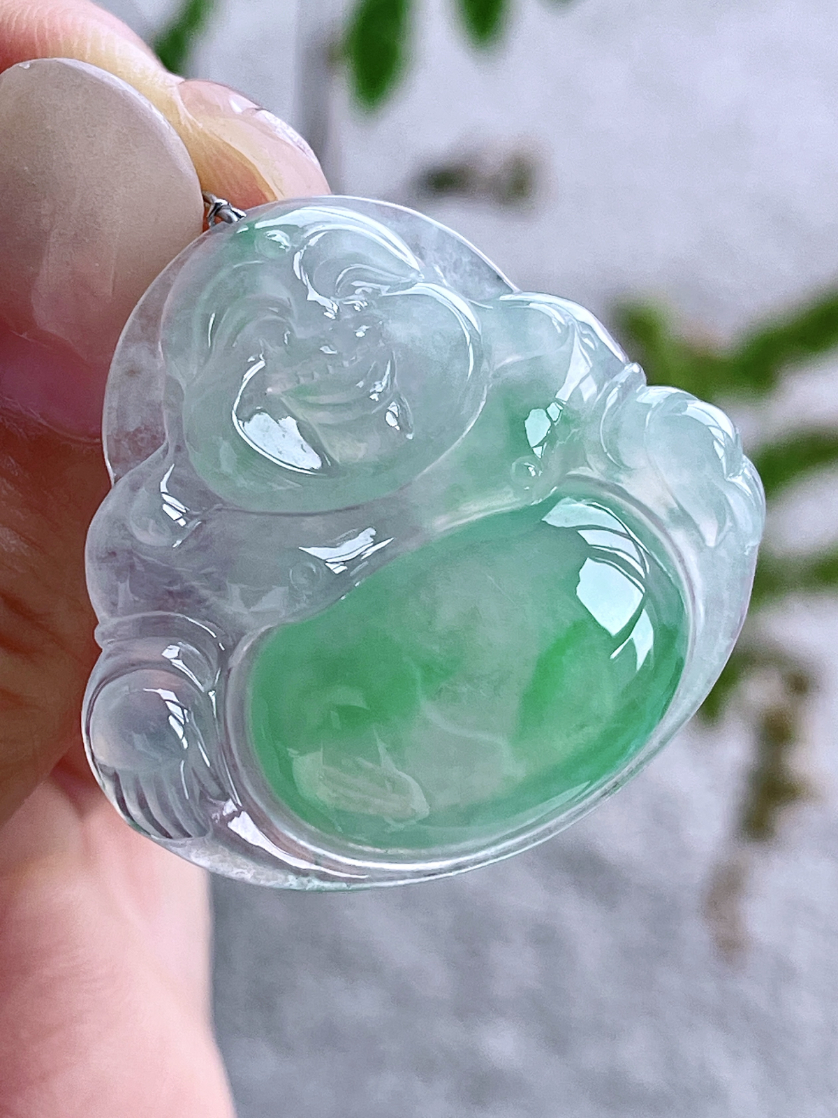 【裸石】冰飘绿花佛公大佛公吊坠
【说明】缅料 性价比高 飘花
【尺寸】33-35.5-5.9