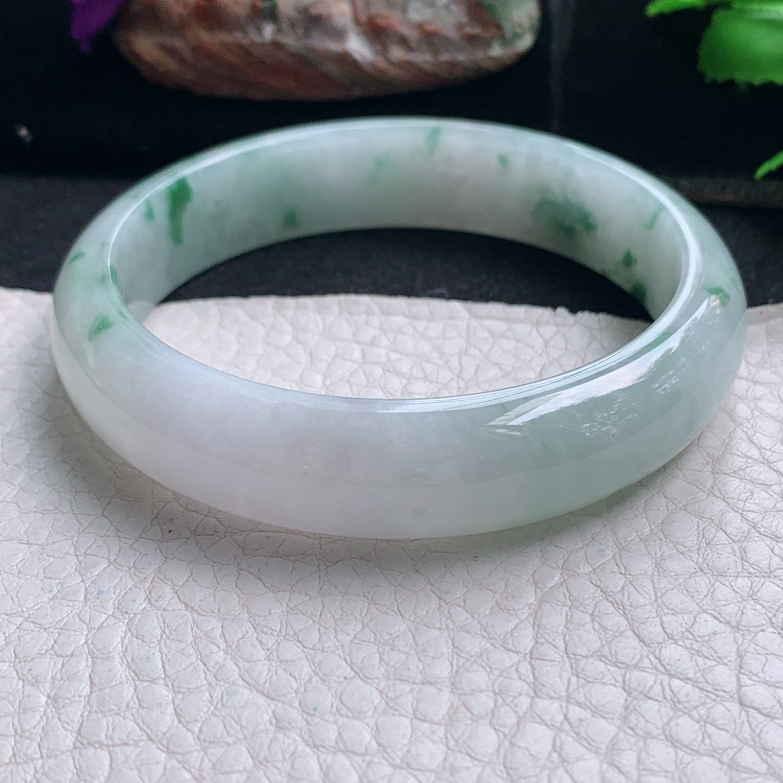 ee实拍58*13.6*7.2平安镯 天然缅甸翡翠手镯飘花胶感正圈玉镯子