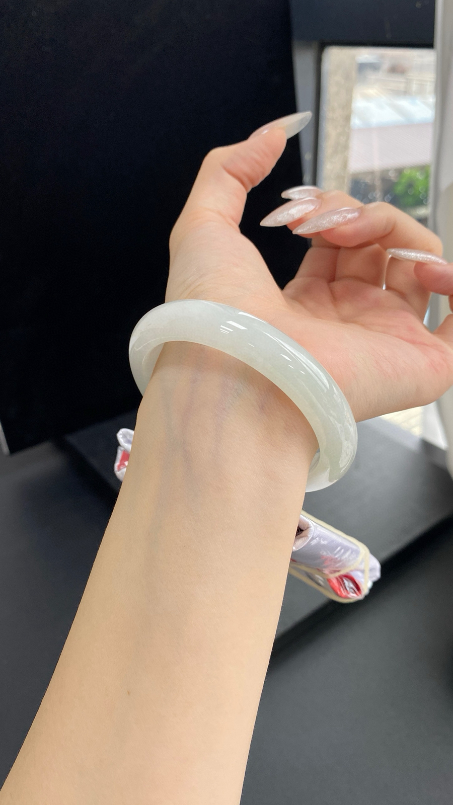 【晴底正圈手镯】
尺寸：55-11.4-8.5
自然光无滤镜，原图直出