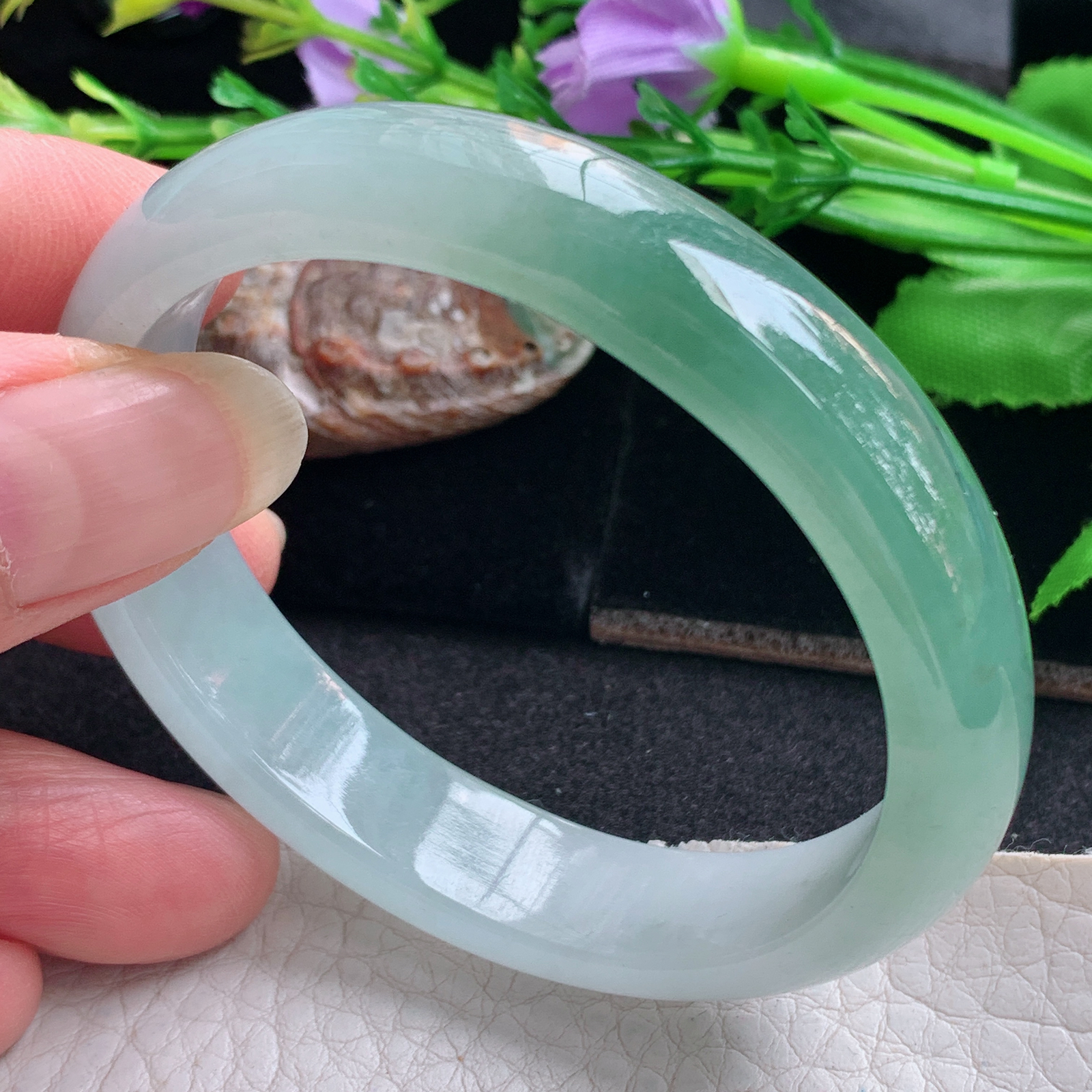 yh小圈口53*45*12.3*6.4招财贵妃镯 天然缅甸翡翠手镯冰胶蛋形玉镯子