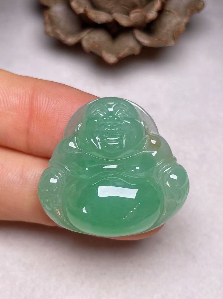 冰种底色【佛公】吊坠，种水好，玉质细腻 ，卖相好.