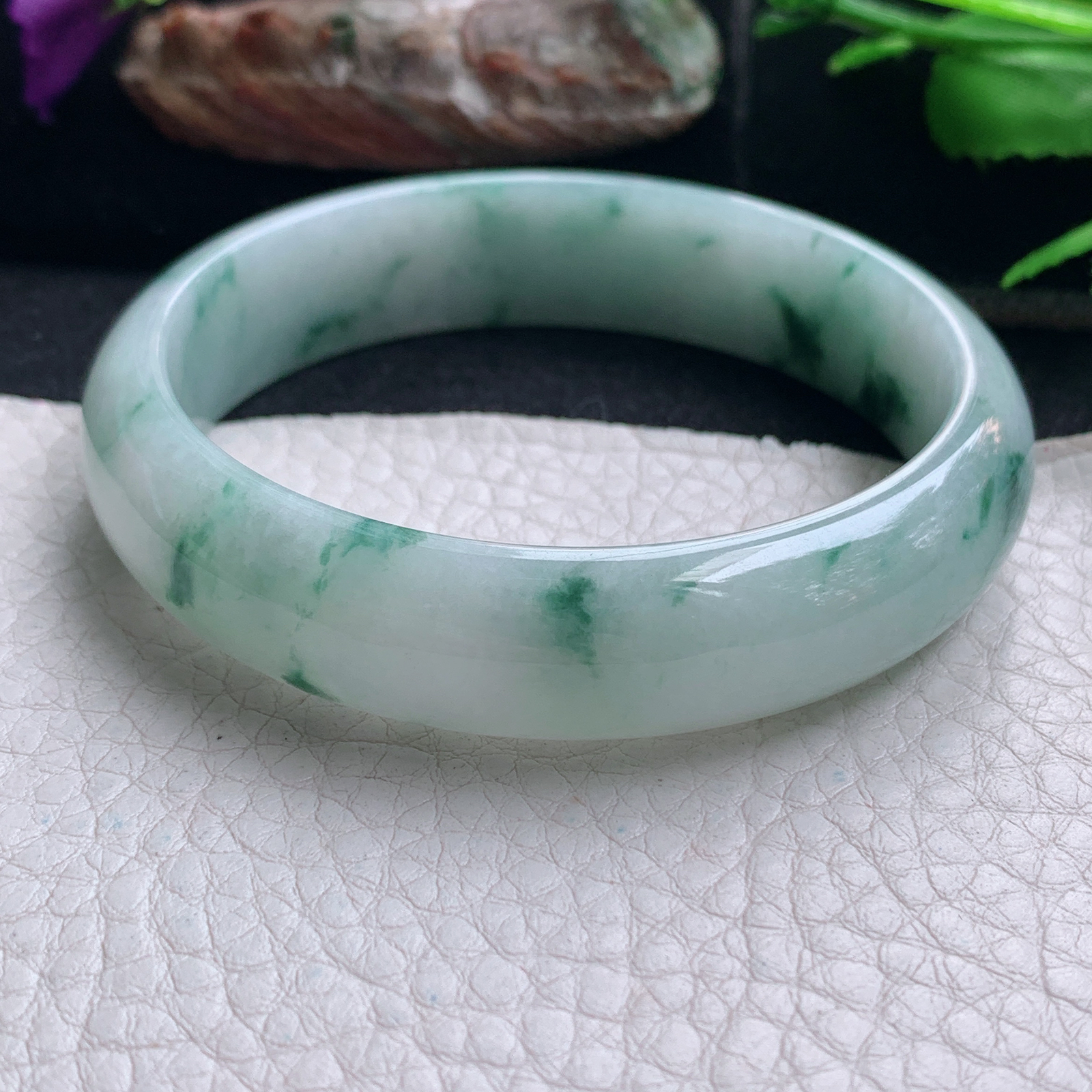 js实拍57*13.8*7平安镯 天然缅甸翡翠手镯飘花胶感正圈玉镯子