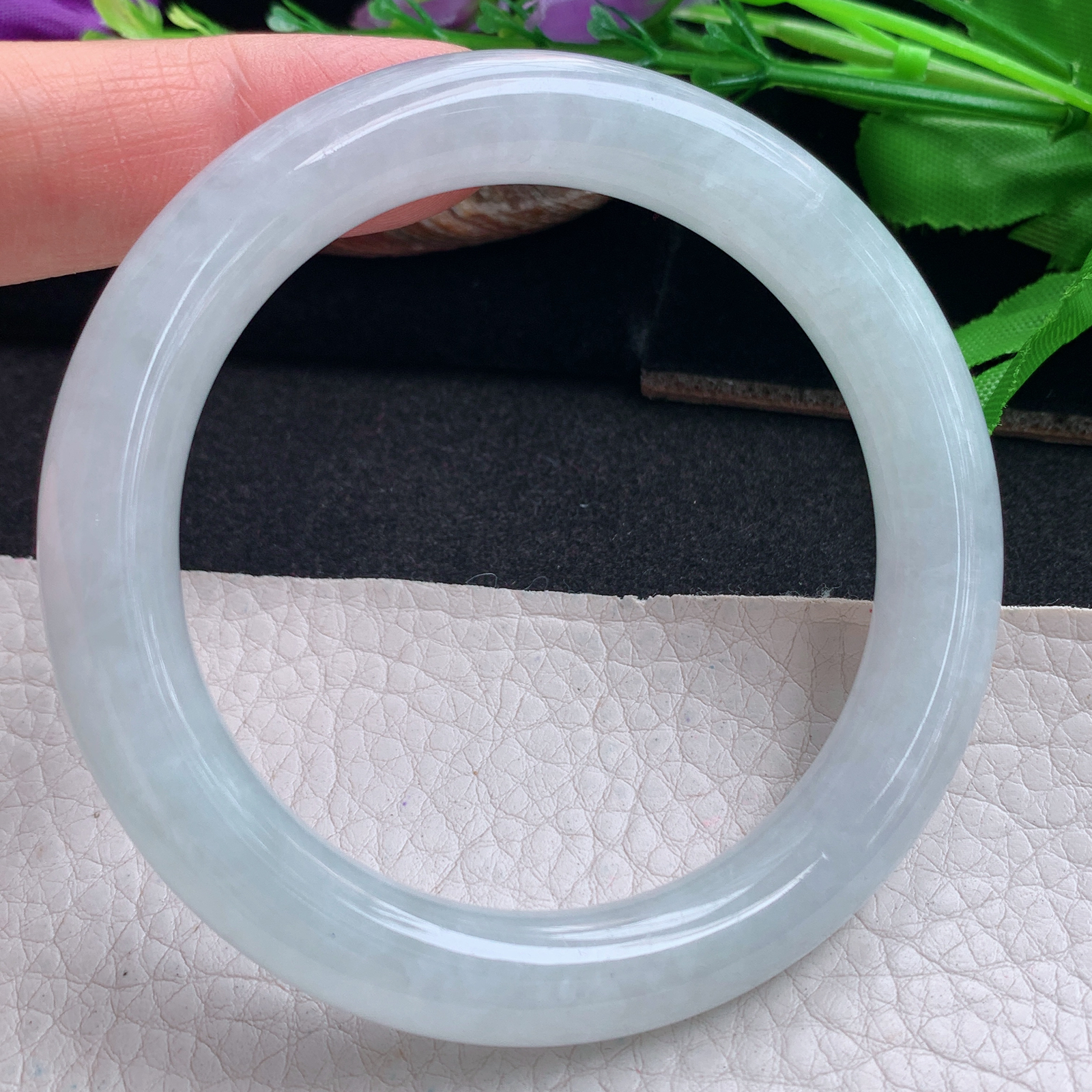 js实拍56*10*9.8美人镯 天然缅甸翡翠手镯纯美胶感正圈玉镯子 叮当镯