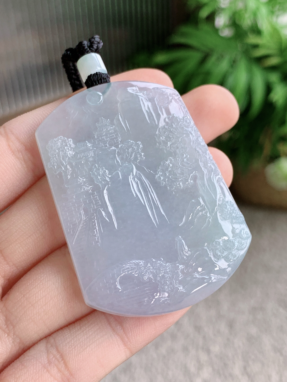 【裸石】冰山水牌大山水牌吊坠
【说明】缅料 性价比高  
【尺寸】53.5-39.7-5.7