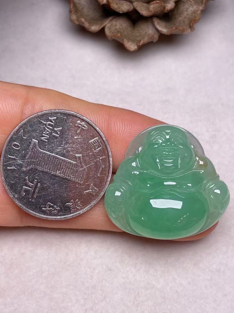 冰种底色【佛公】吊坠，种水好，玉质细腻 ，卖相好.