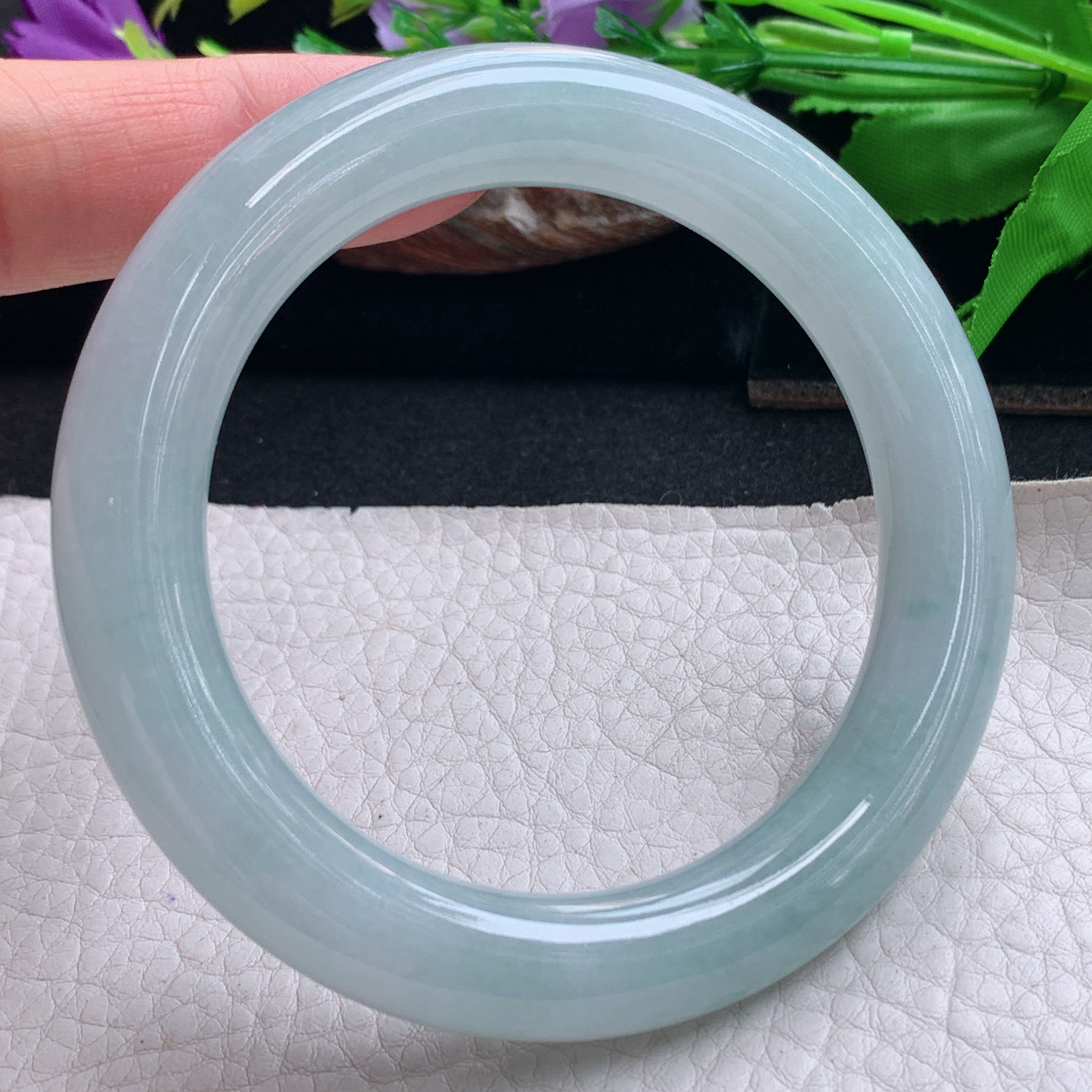 r实拍57*11美人镯 天然缅甸翡翠手镯蓝韵圆条正圈玉镯子