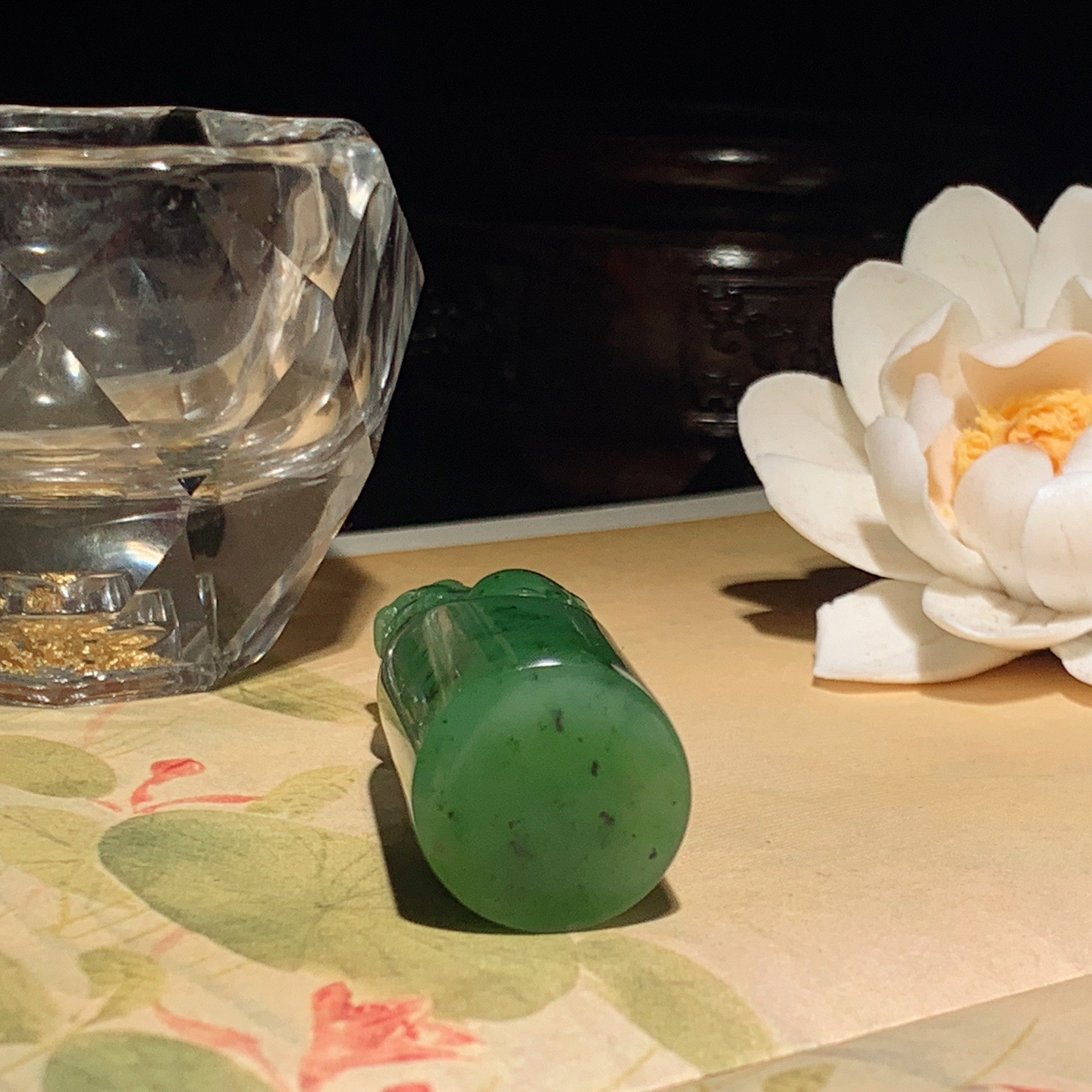 和田玉阳绿俄罗斯碧玉招财进宝貔貅印章 尺寸61/19重39.5克 玉质细腻油润 底色纯净 脂粉好，品质好。lt260328