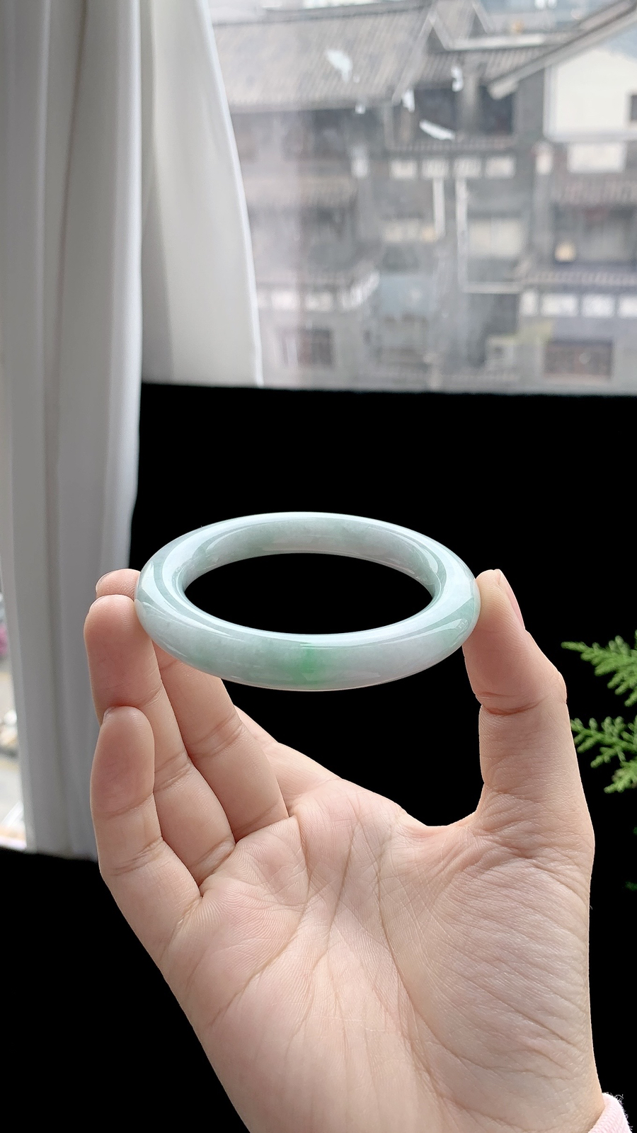 飘绿圆条
尺寸：53.3-10.1