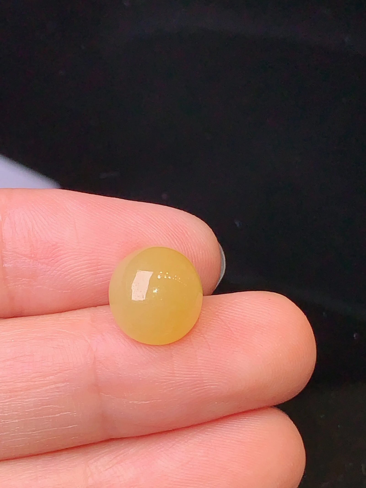 镶嵌款 黄翡蛋面 玉质细腻 色泽清新艳丽 整体尺寸10.5*9.8*7.1