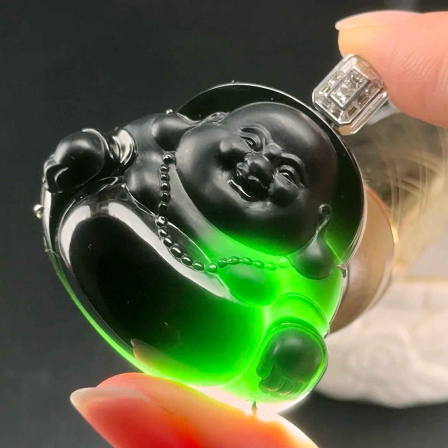 精品墨翠大肚佛 种好色正 黑度极好 打灯通透 油性十足 尺寸44.8