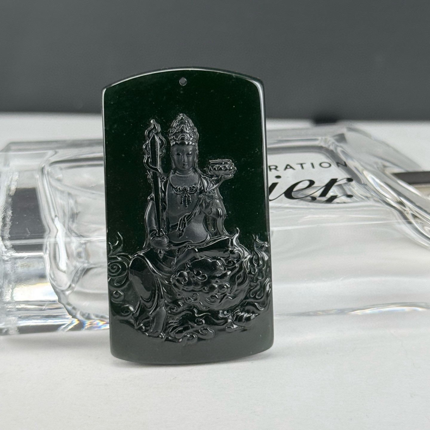 精品墨翠文殊菩萨 种好色正 黑度极好 打灯通透 油性十足 尺寸49.7