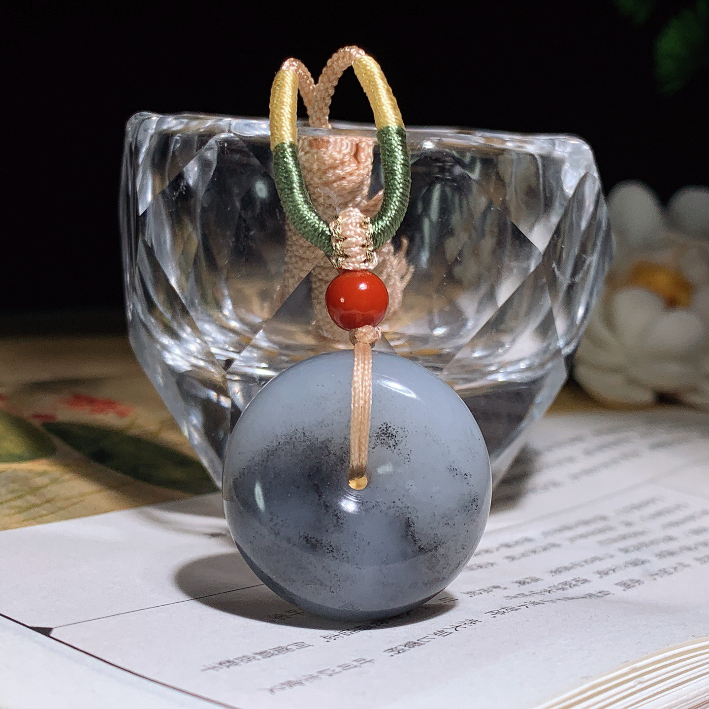 新疆和田玉籽料平安扣挂件 尺寸26/14重18.8克 玉质细腻油润 底色纯净 脂粉好，品质好。lt2