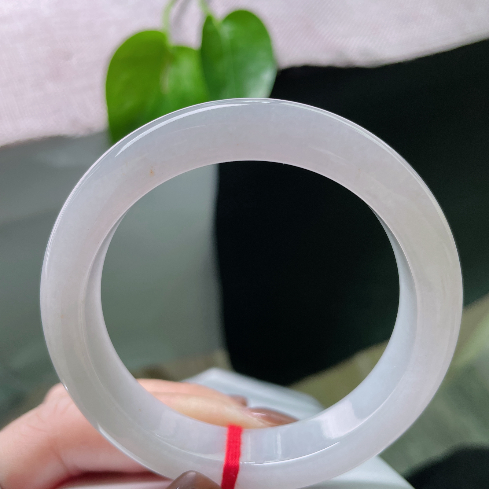 尺寸：55.3/12.4/8.9，淡紫正圈，水头好，肉质细腻干净，种老，浪漫唯美，洒金。