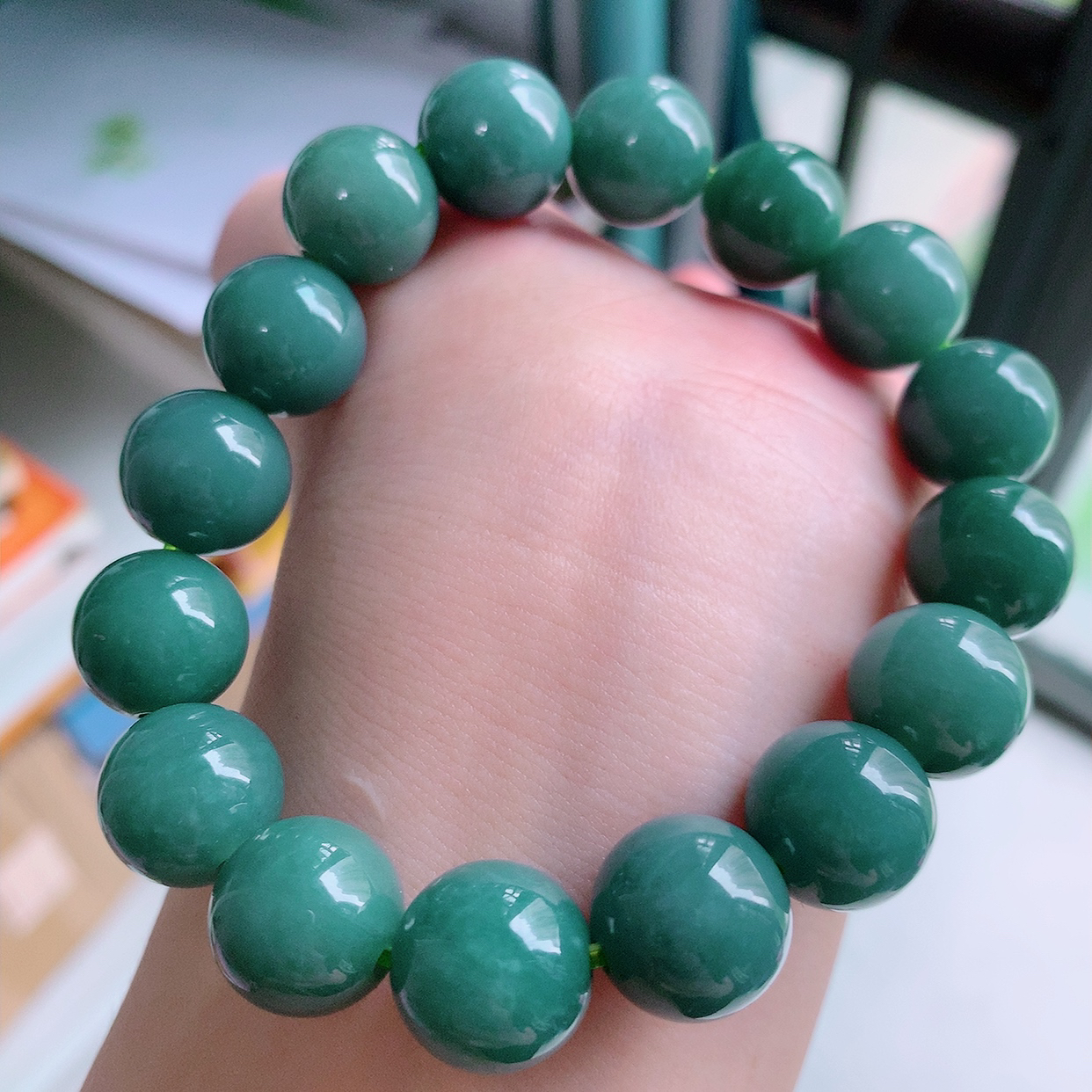 自然光实拍，冰润满色翡翠手链翡翠手串， 颜色丰富，料子细腻，高档大气，自戴送礼佳品！#001.1取一