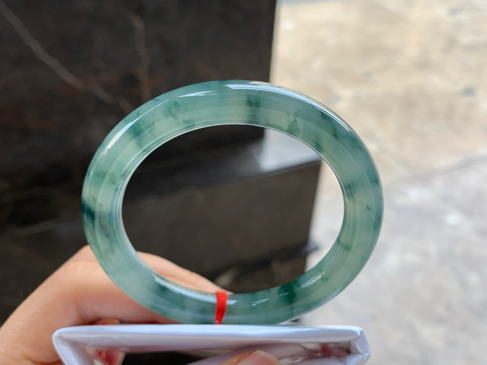 51.5-8.7

蓝花圆条手镯^_^鲜艳