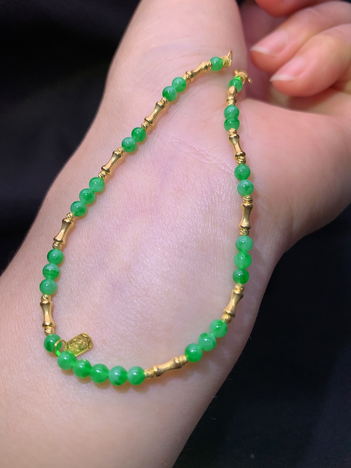 阳绿圆珠手链，18k金配饰，冰润色阳，种水足，J12 尺寸2.5