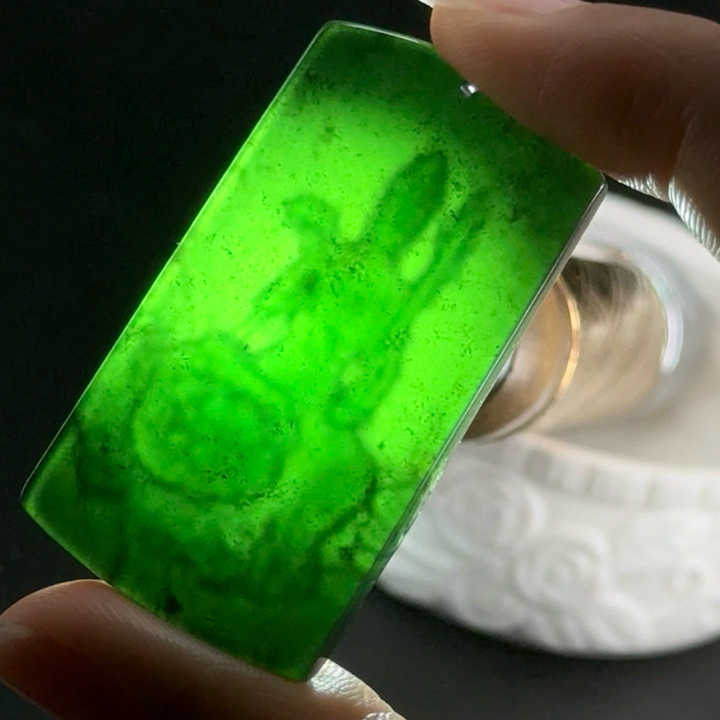 精品墨翠文殊菩萨 种好色正 黑度极好 打灯通透 油性十足 尺寸49.7