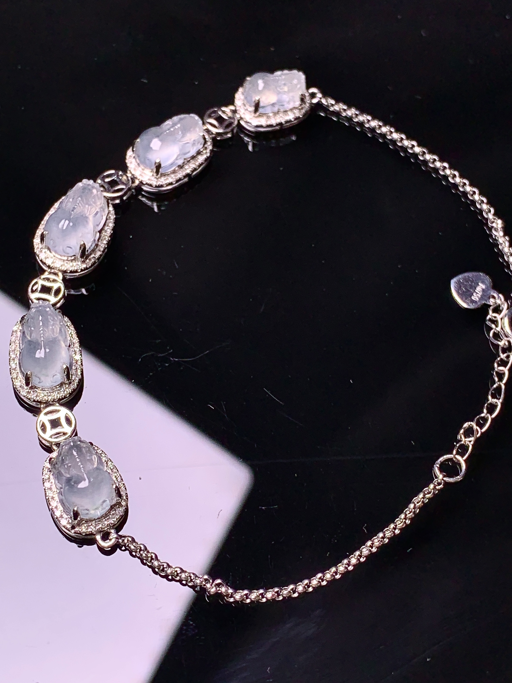 18k金钻镶嵌冰种貔貅手链 玉质细腻 色泽艳丽清新 水润亮眼 整体尺寸170*7.5*6.2y4