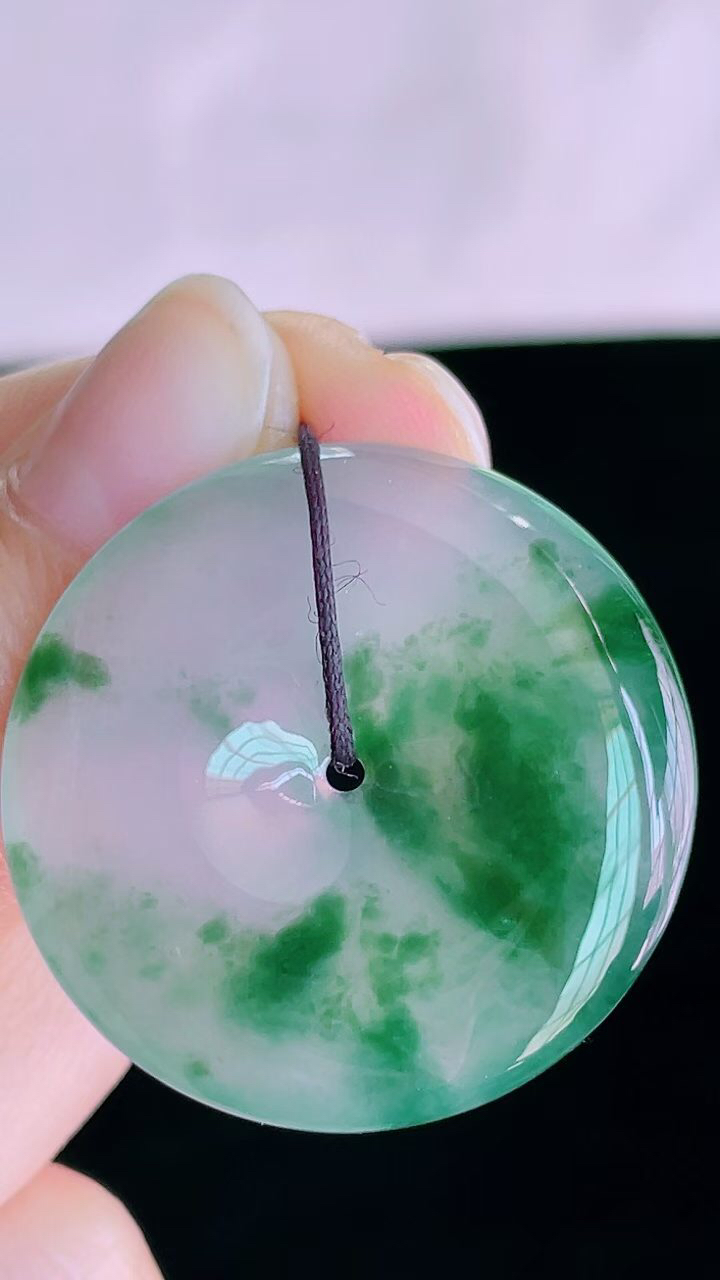 【翡翠名称】老坑种冰飘花满胶平安扣吊坠
【翡翠尺寸】直径厚度30/5.2mm
【翡翠描述】宝贝种老水