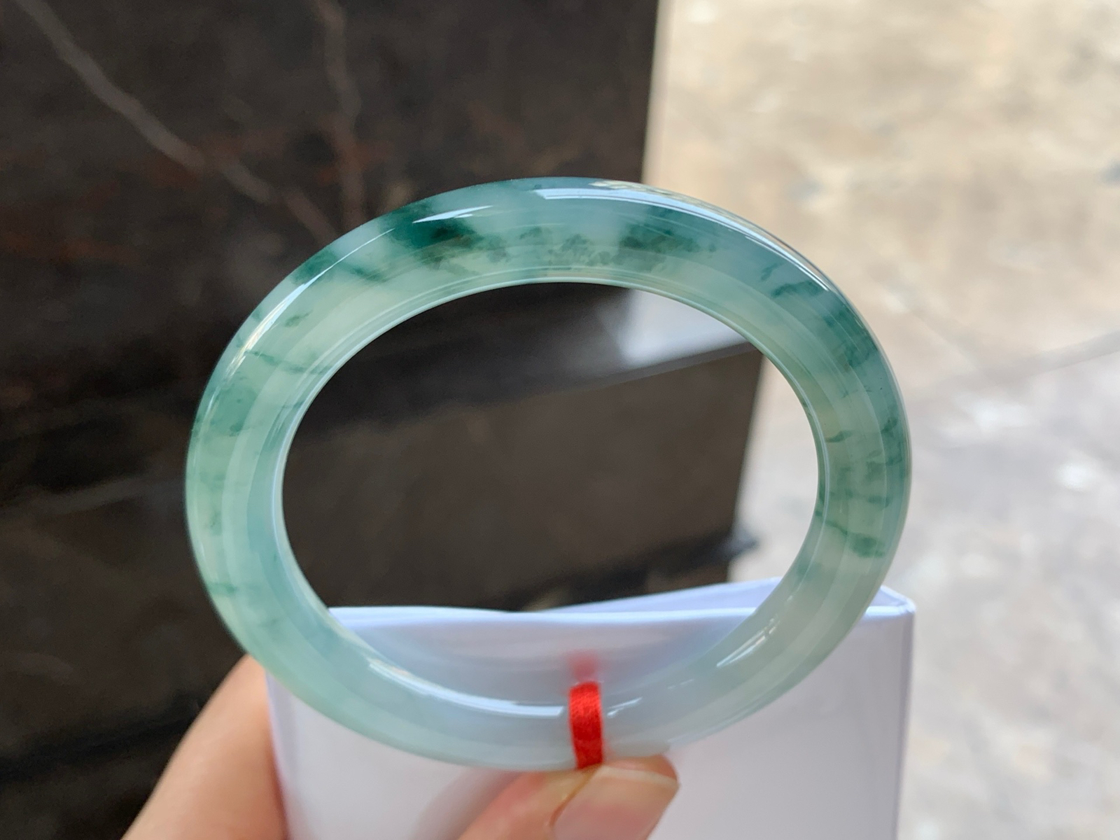 54-9

蓝花圆条手镯^_^颜色鲜艳