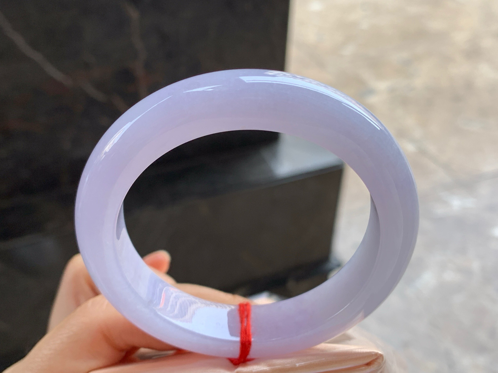 57-13.3-10.5

春色手镯^_^底子细腻干净