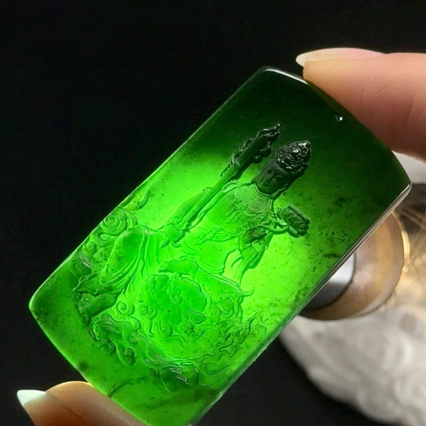 精品墨翠文殊菩萨 种好色正 黑度极好 打灯通透 油性十足 尺寸49.7