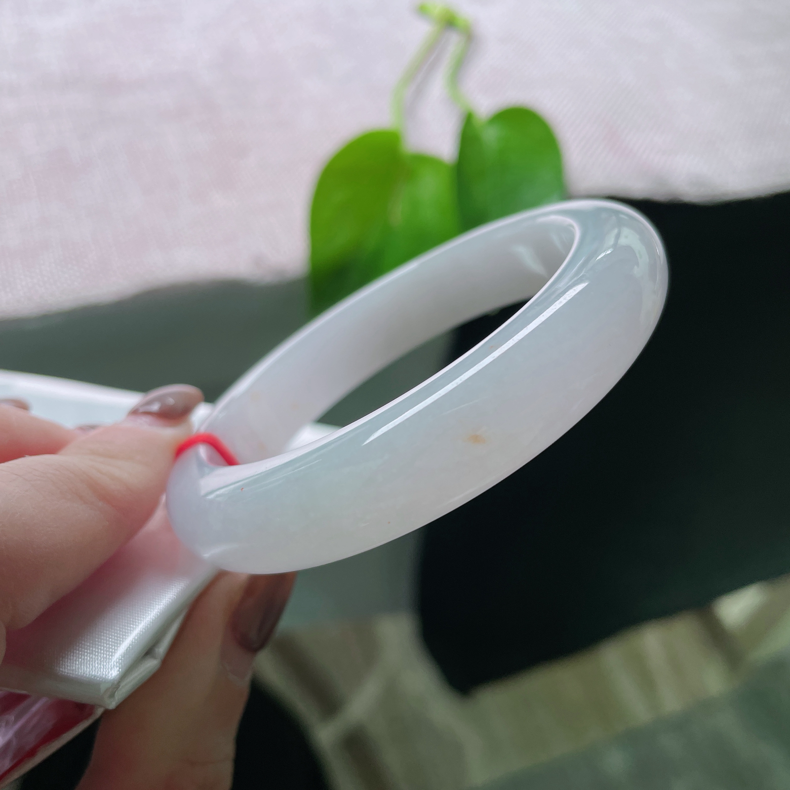 尺寸：55.3/12.4/8.9，淡紫正圈，水头好，肉质细腻干净，种老，浪漫唯美，洒金。