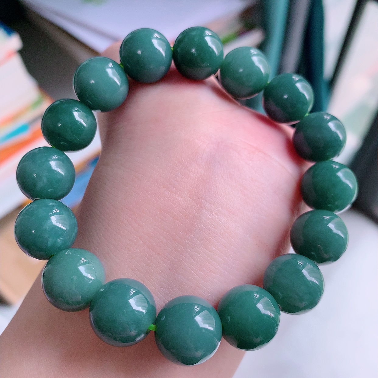 自然光实拍，冰润满色翡翠手链翡翠手串， 颜色丰富，料子细腻，高档大气，自戴送礼佳品！#001.1取一尺寸13