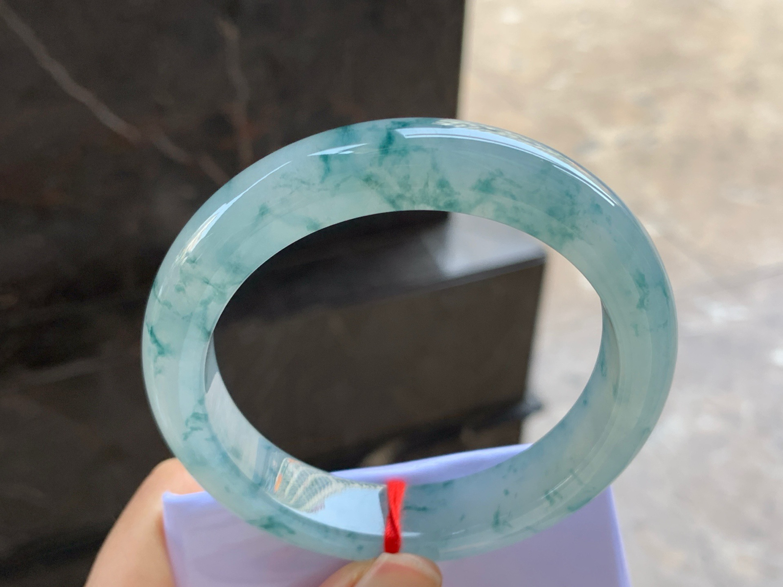 57.5-12.7-9.3

冰蓝花手镯^_^清新