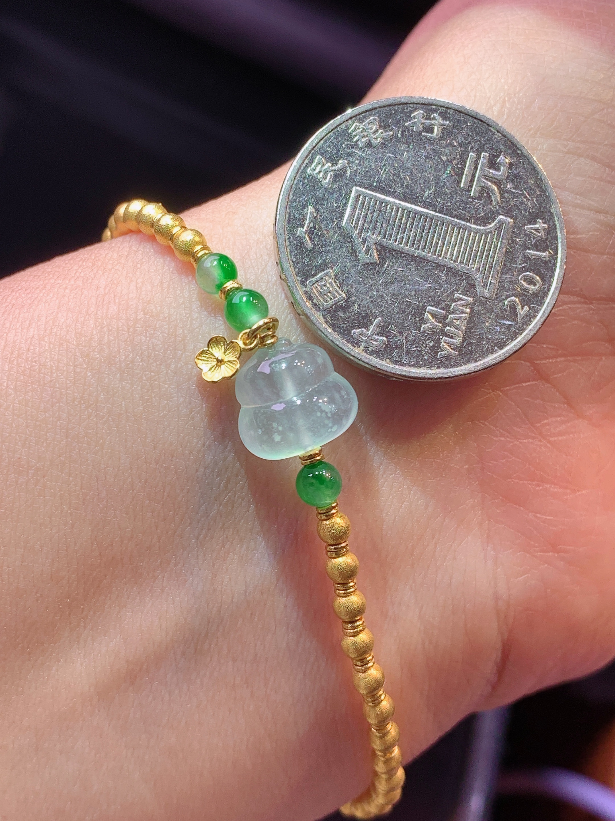 18k金镶嵌冰种葫芦手链 玉质细腻 色泽艳丽清新 水润亮眼 整体尺寸170*10*5.3m5