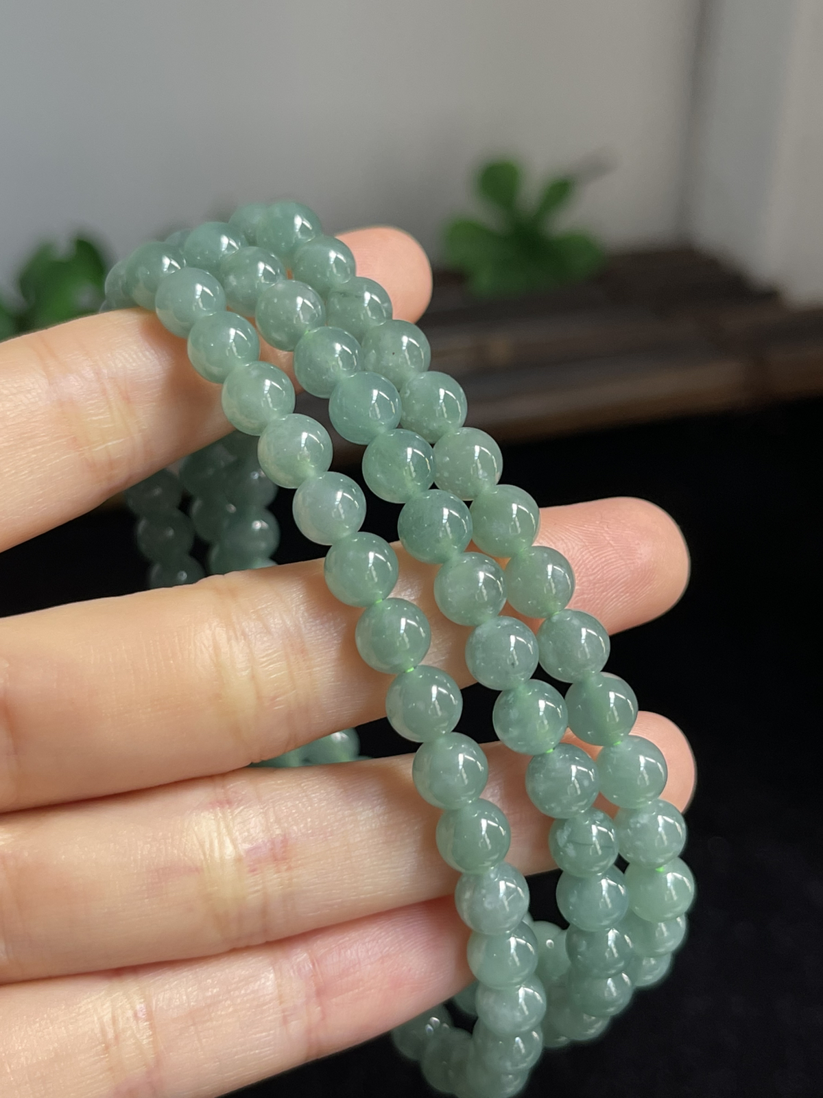 翡翠项链，每一颗都莹润通透，可以做项链，可以做手链上手非常漂亮