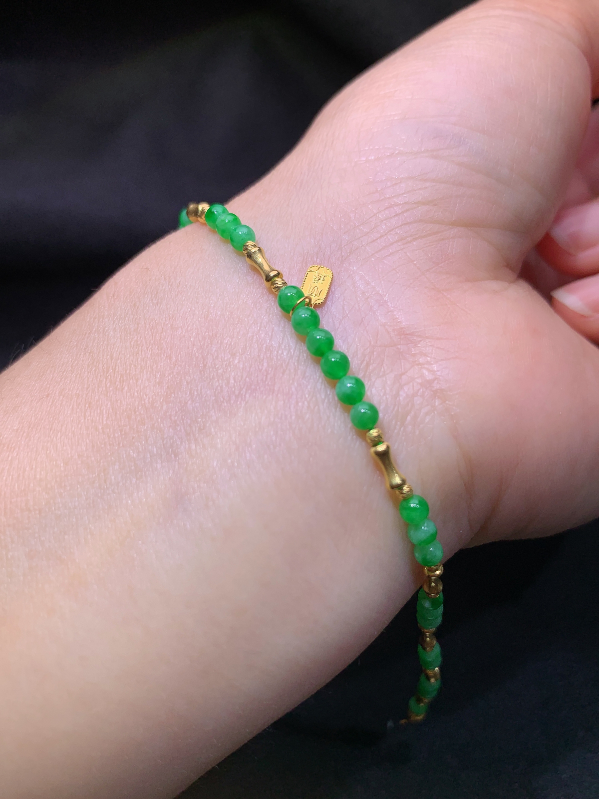 阳绿圆珠手链，18k金配饰，冰润色阳，种水足，J12 尺寸2.5