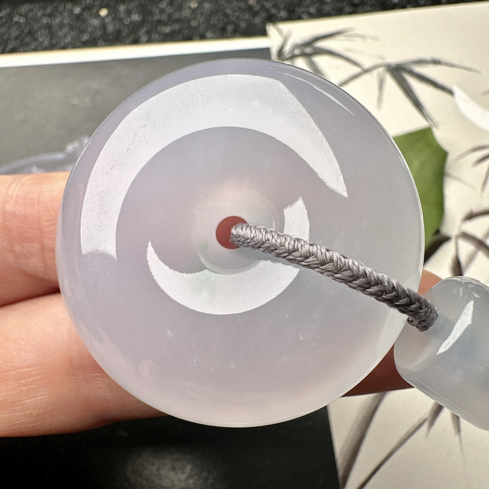 【冰种飘花大平安扣】质地细腻，品质很好，冰感十足，胶感明显，收藏品质。