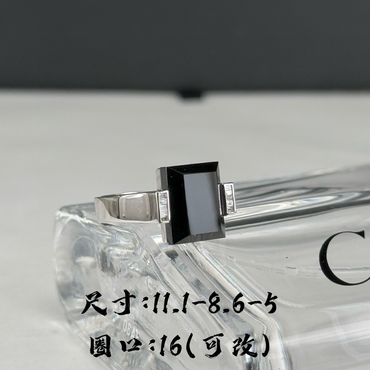 精品18k墨翠女戒 种好色正 黑度极好 打灯通透 油性十足 尺寸11.1